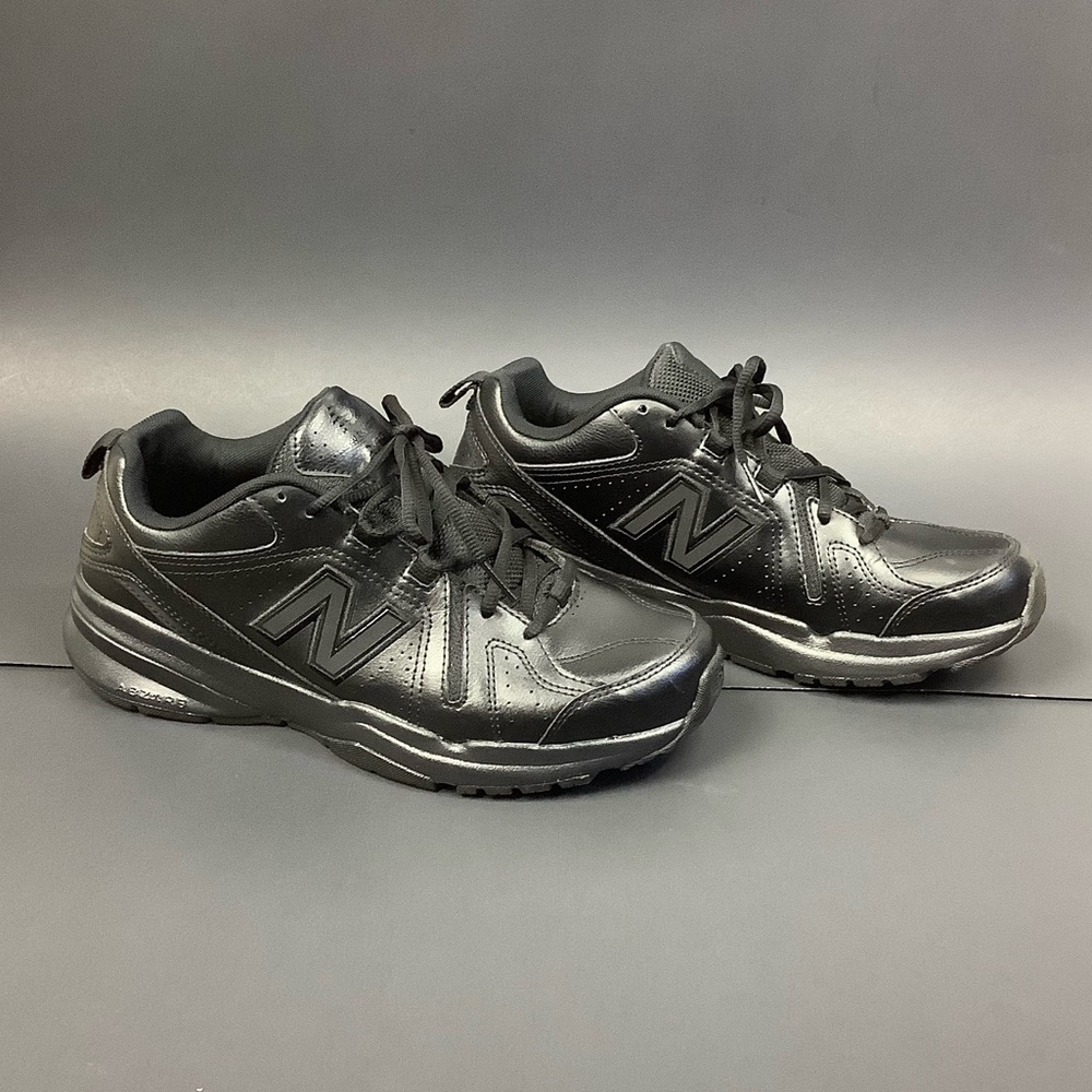 New Balance Men’s Abzorb 608 Slip Resistant Shoes Size: 9